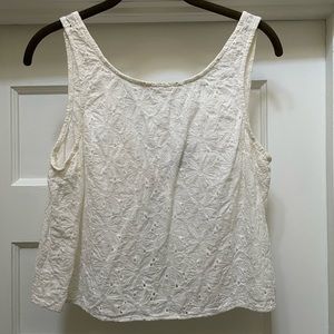 Brandy Melville cropped white flower tank